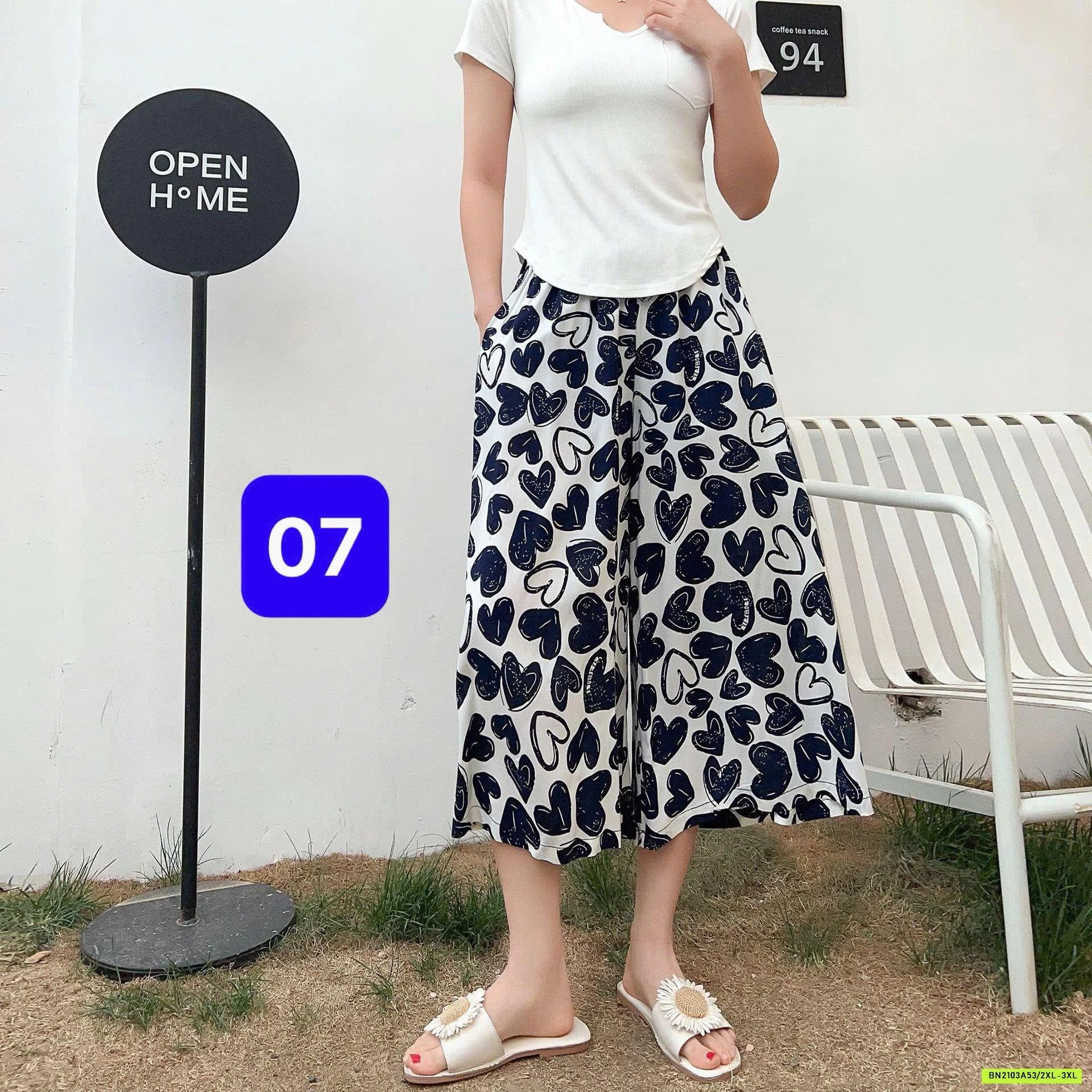 QUẦN LANH DÁNG RỘNG HỌA TIẾT