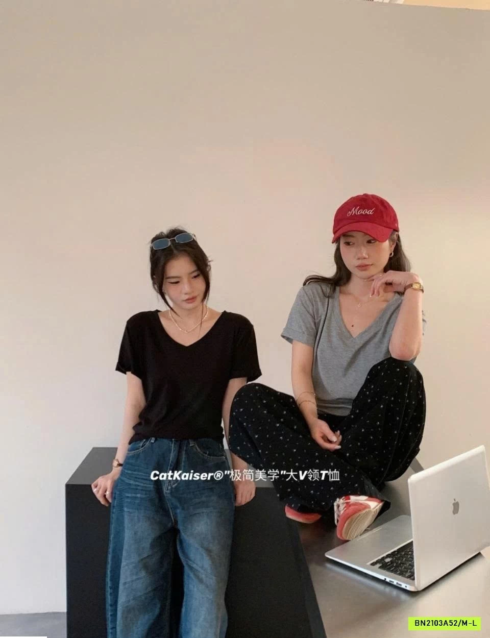 ÁO THUN NỮ CỔ V CATKAISER