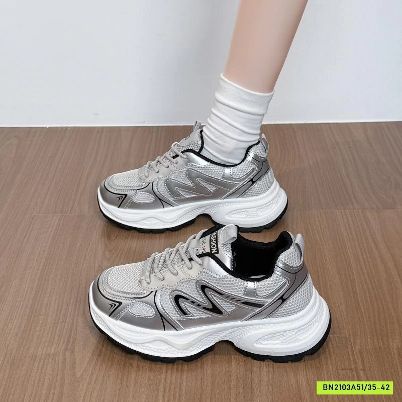 GIÀY SNEAKER SIÊU XỊN