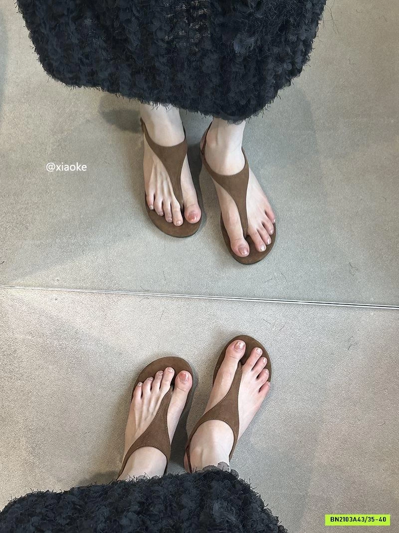 SANDAL XỎ NGÓN QUAI MẢNH