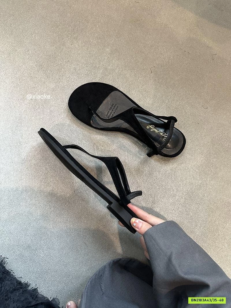 SANDAL XỎ NGÓN QUAI MẢNH