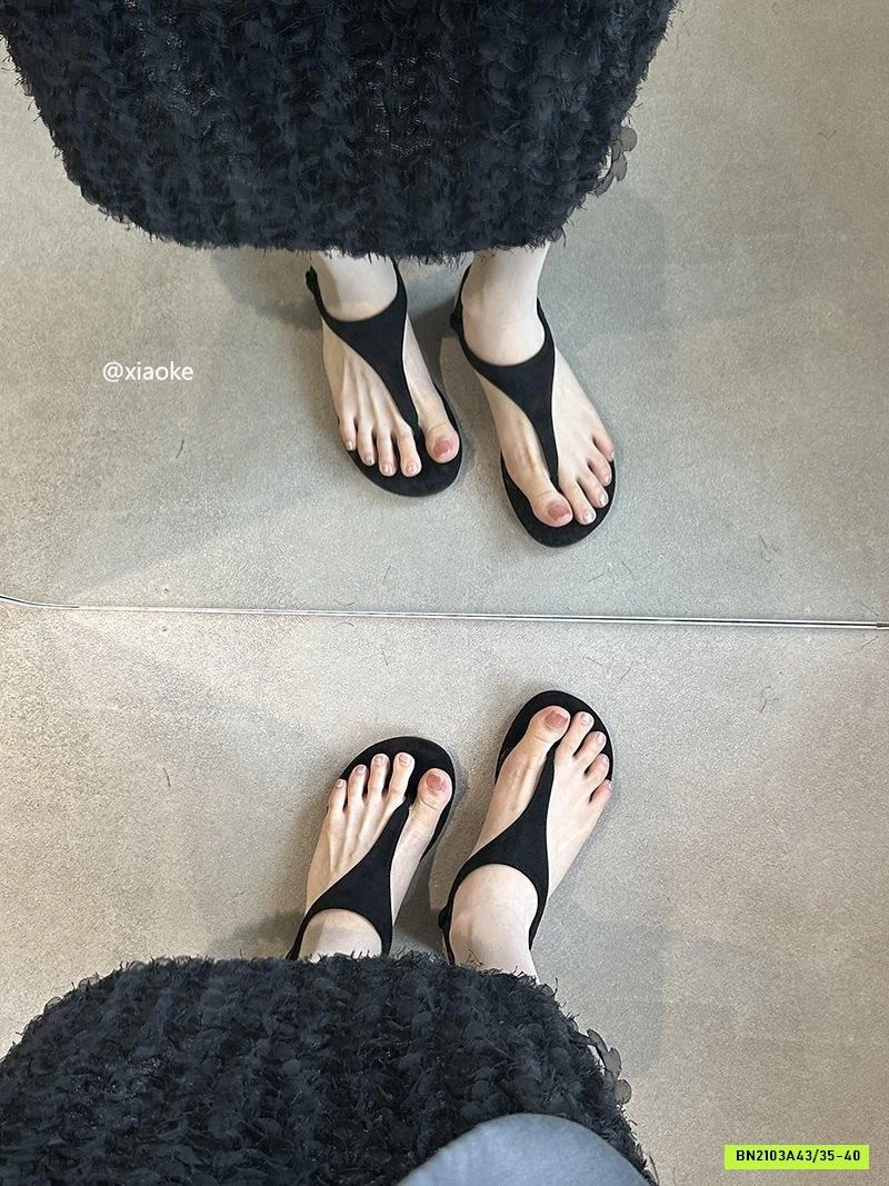 SANDAL XỎ NGÓN QUAI MẢNH