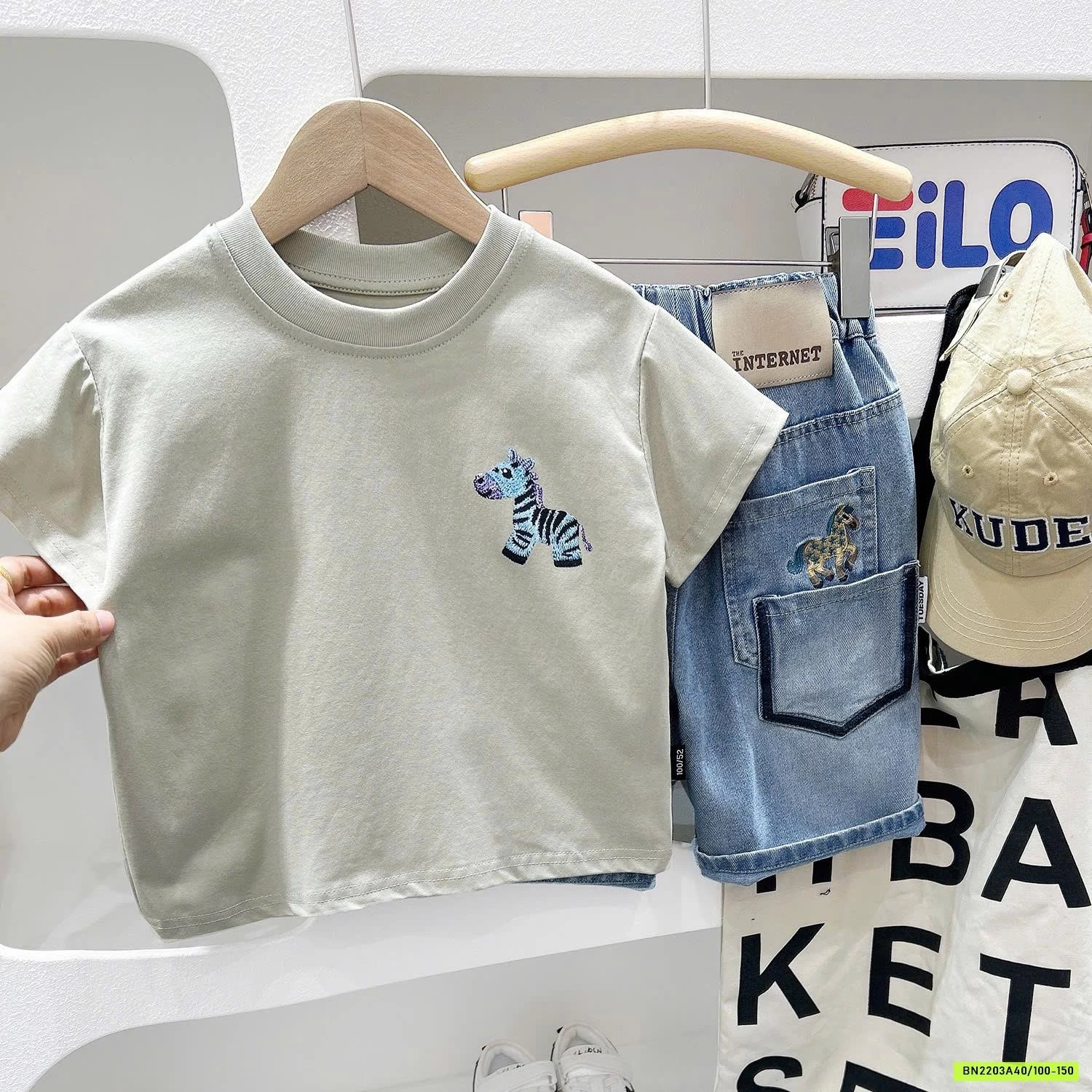 ÁO PHÔNG MIX SHORT NGỰA KACADY