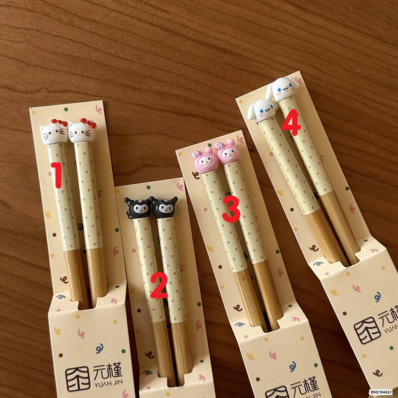 ĐŨA 3 CHIỀU GẮN STICKER