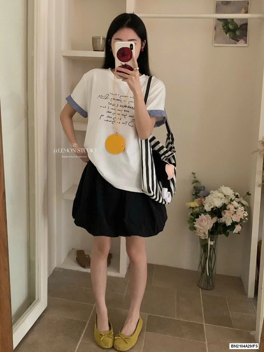 ÁO THUN CHỮ PHỐI VIỀN TAY LEMON