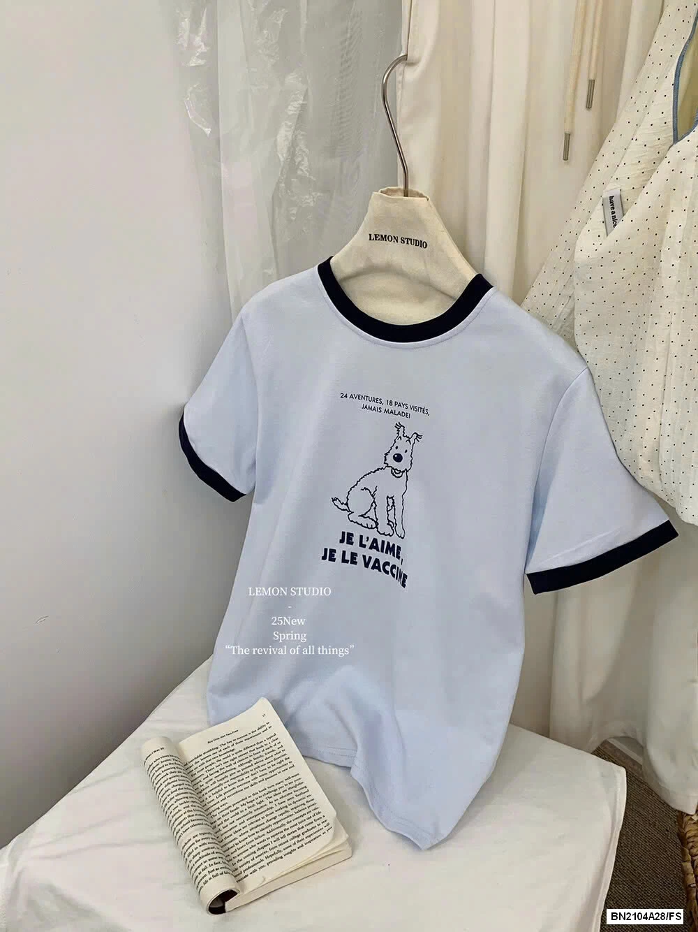 ÁO THUN CÚN VIỀN CỔ