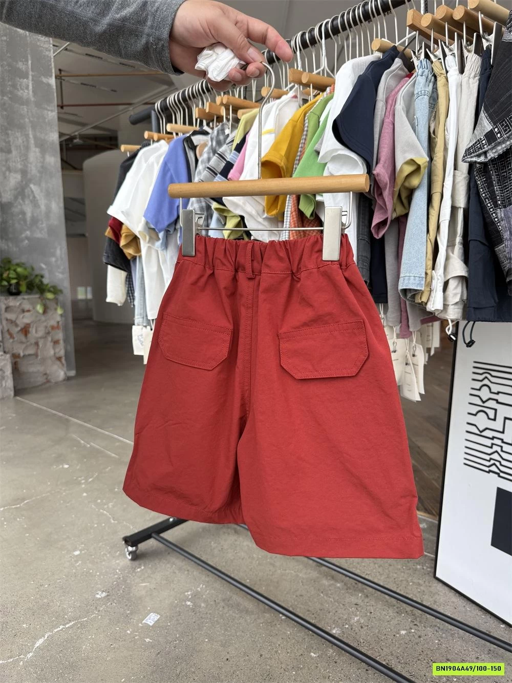 SHORT ĐỎ IN CHỮ