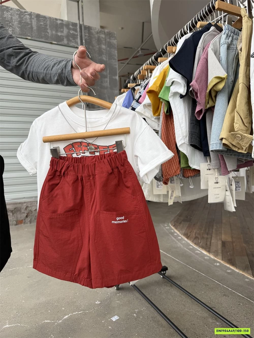 SHORT ĐỎ IN CHỮ