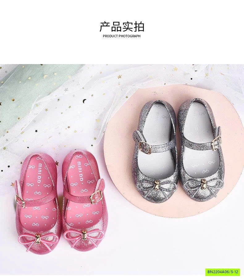 GIÀY NHỰA THƠM MMD GẮN NƠ