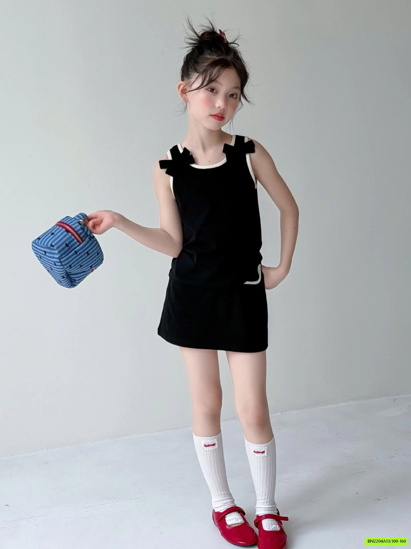 SÉT VÁY SUÔNG ĐEN SÁT NÁCH BG