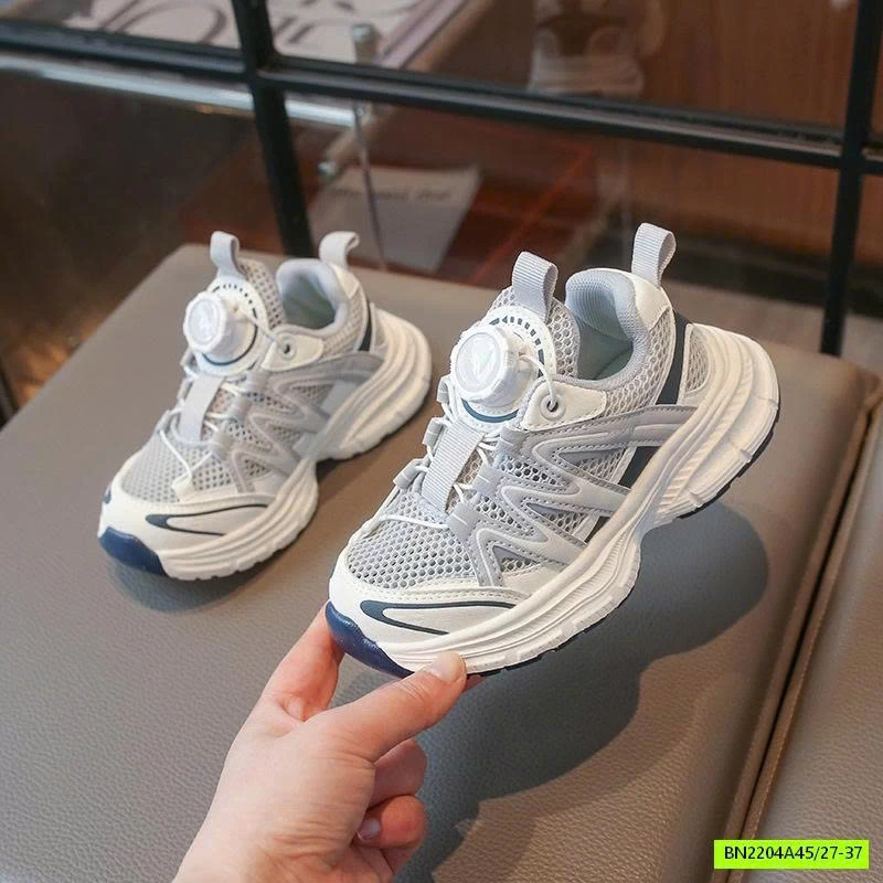 SNEAKER THỂ THAO THÔNG HƠI