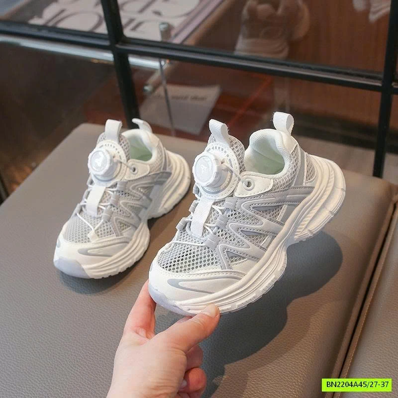 SNEAKER THỂ THAO THÔNG HƠI