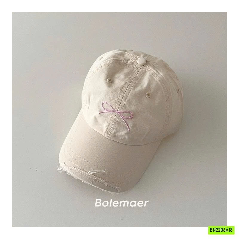 MŨ KẾT RÁCH THÊU NƠ