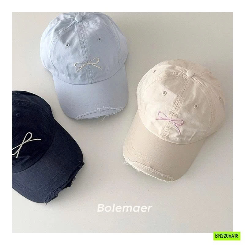 MŨ KẾT RÁCH THÊU NƠ