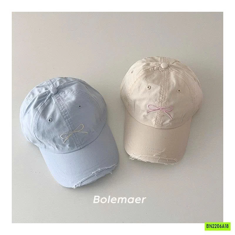 MŨ KẾT RÁCH THÊU NƠ