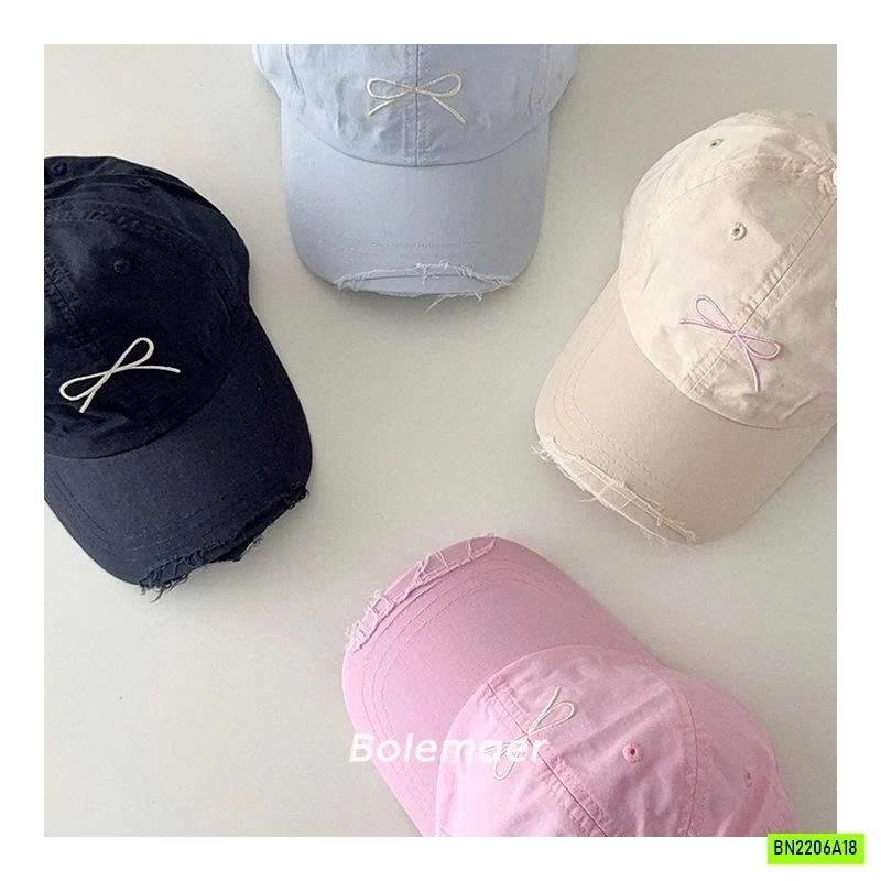 MŨ KẾT RÁCH THÊU NƠ