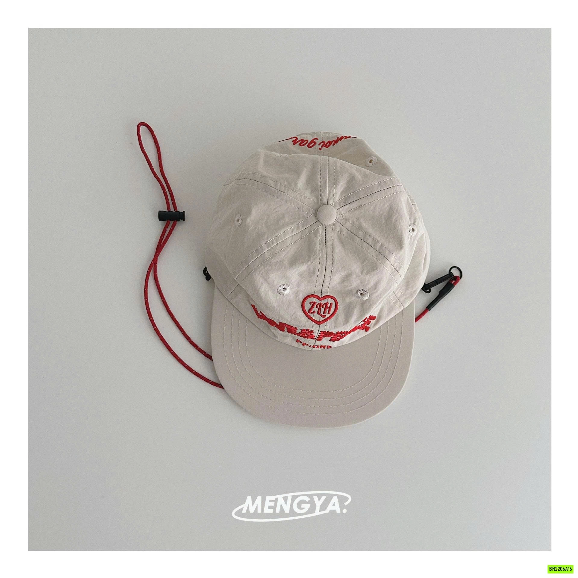 MŨ KẾT TÁN RỘNG THÊU CHỮ