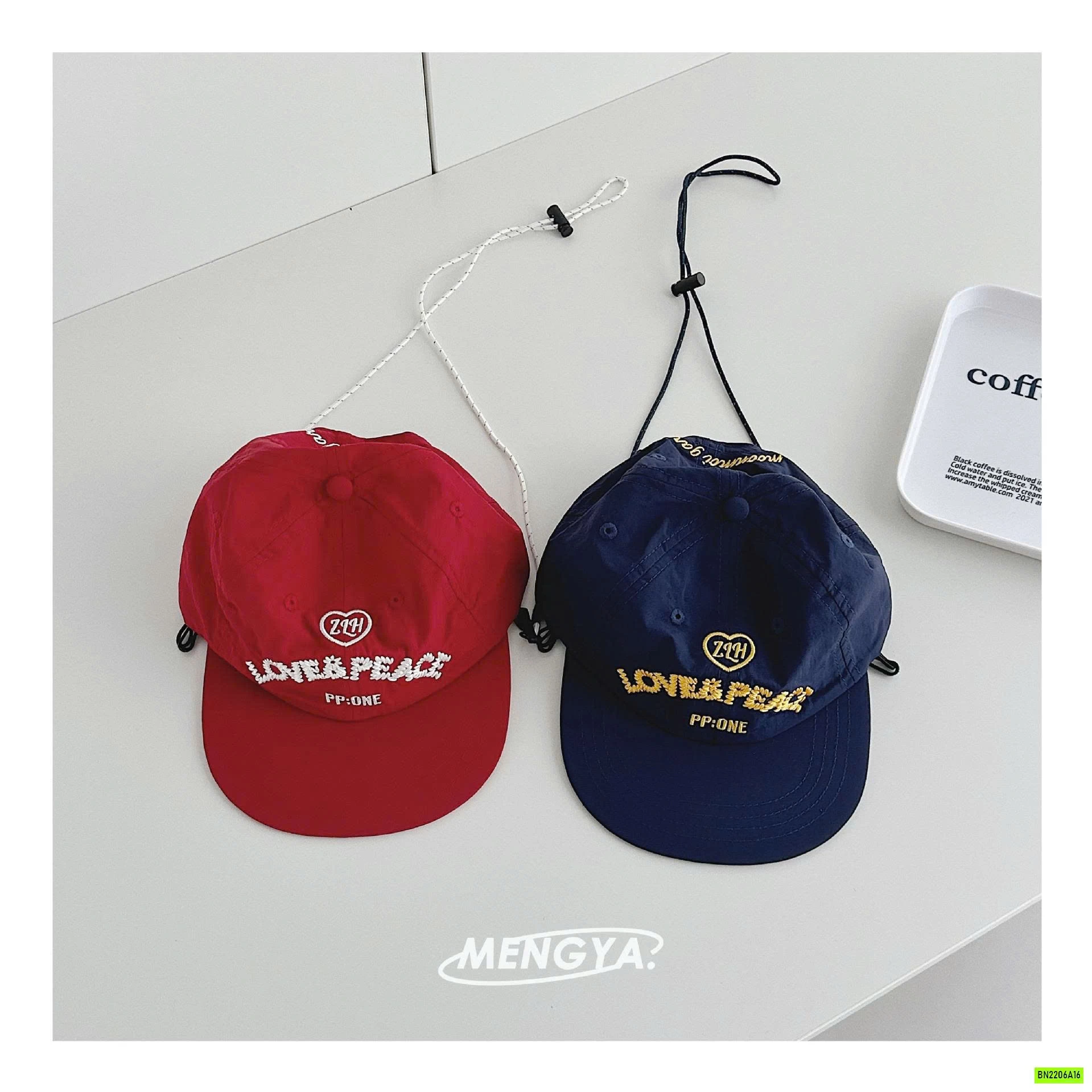 MŨ KẾT TÁN RỘNG THÊU CHỮ