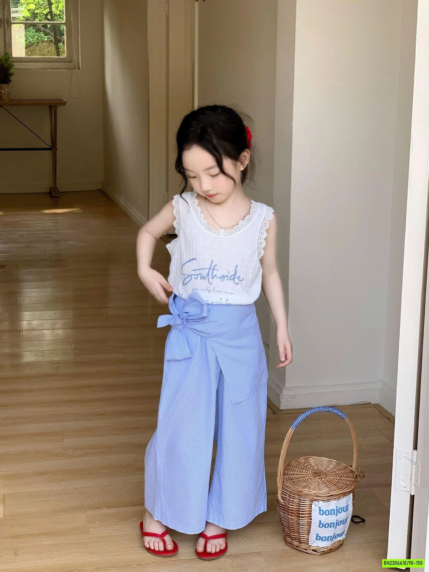 SÉT ÁO TRẮNG MIX QUẦN SUÔNG XANH