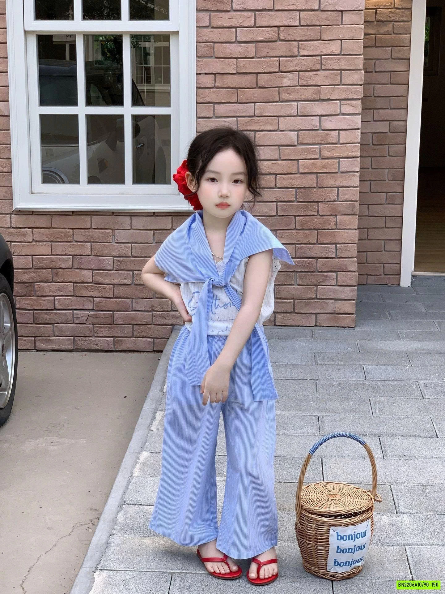 SÉT ÁO TRẮNG MIX QUẦN SUÔNG XANH