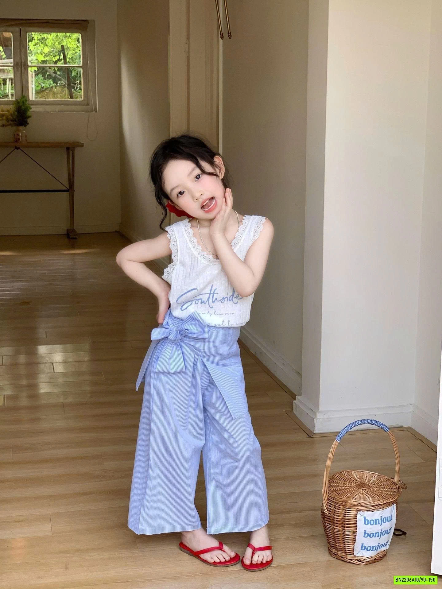 SÉT ÁO TRẮNG MIX QUẦN SUÔNG XANH