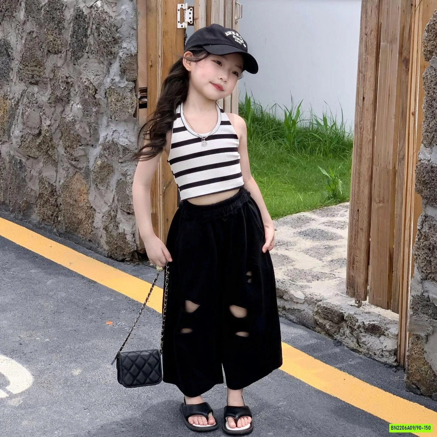 SÉT ÁO YẾM MIX QUẦN SUÔNG RÁCH