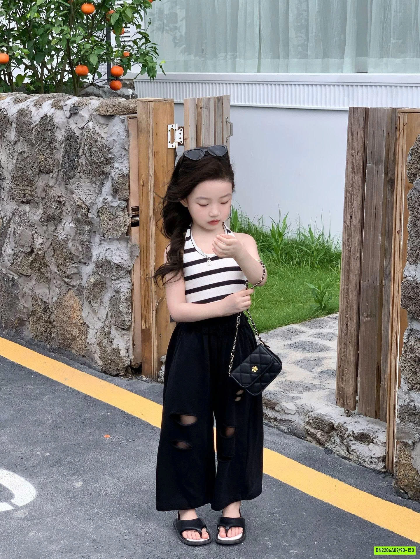 SÉT ÁO YẾM MIX QUẦN SUÔNG RÁCH