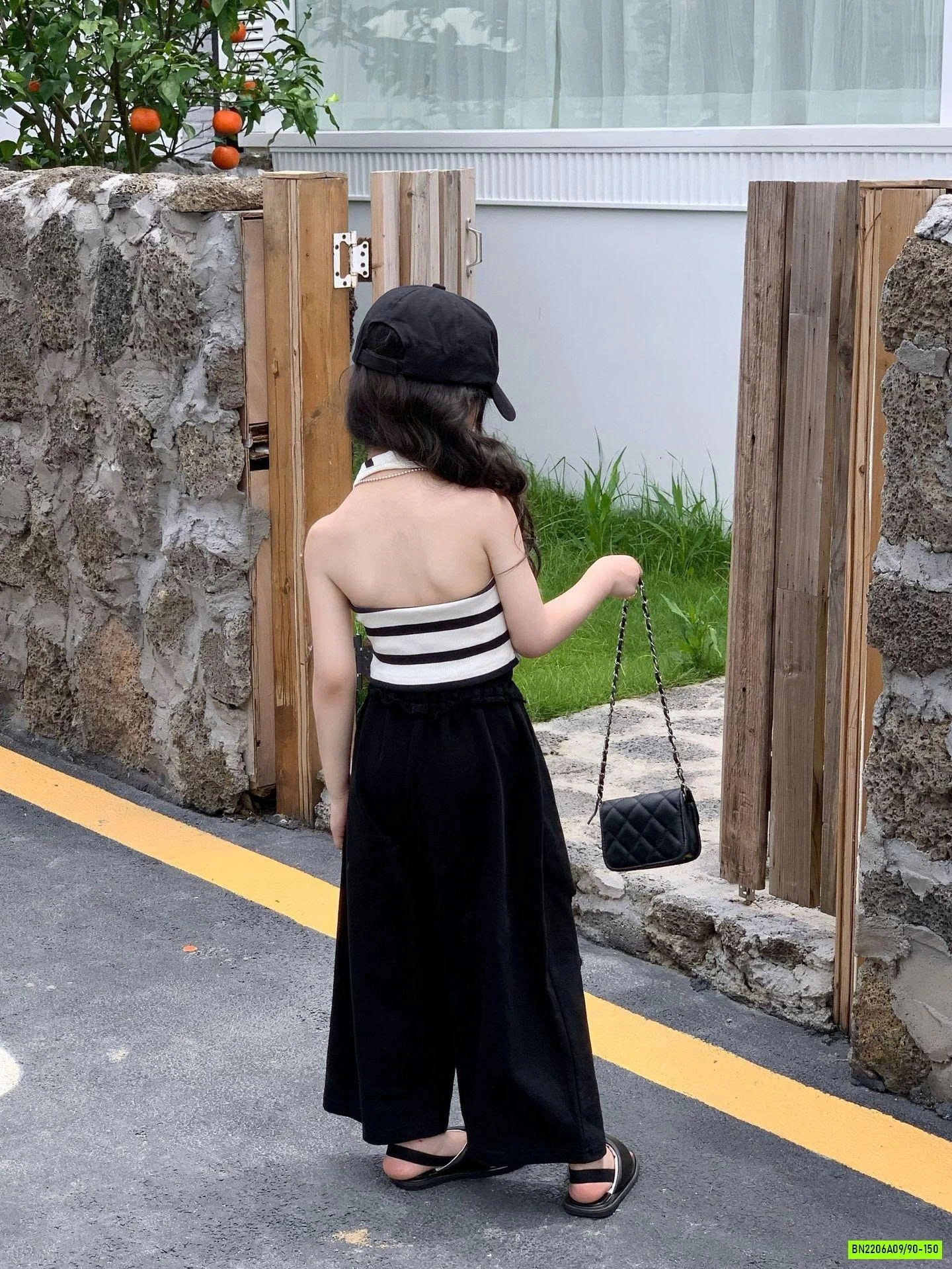 SÉT ÁO YẾM MIX QUẦN SUÔNG RÁCH