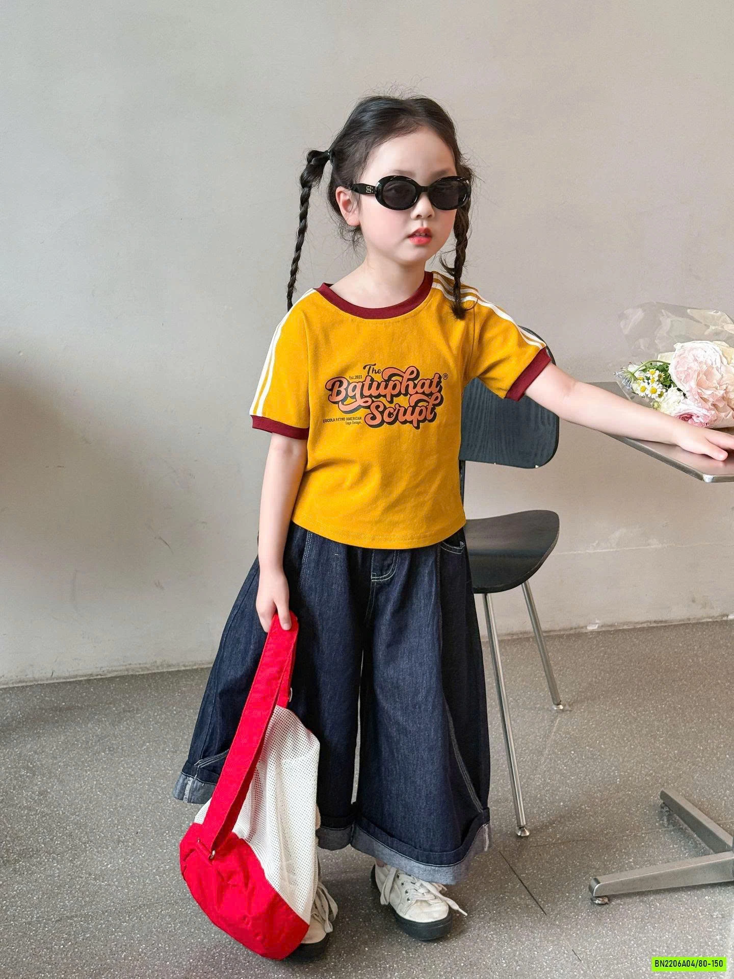 SÉT ÁO VÀNG MIX JEANS ỐNG RỘNG