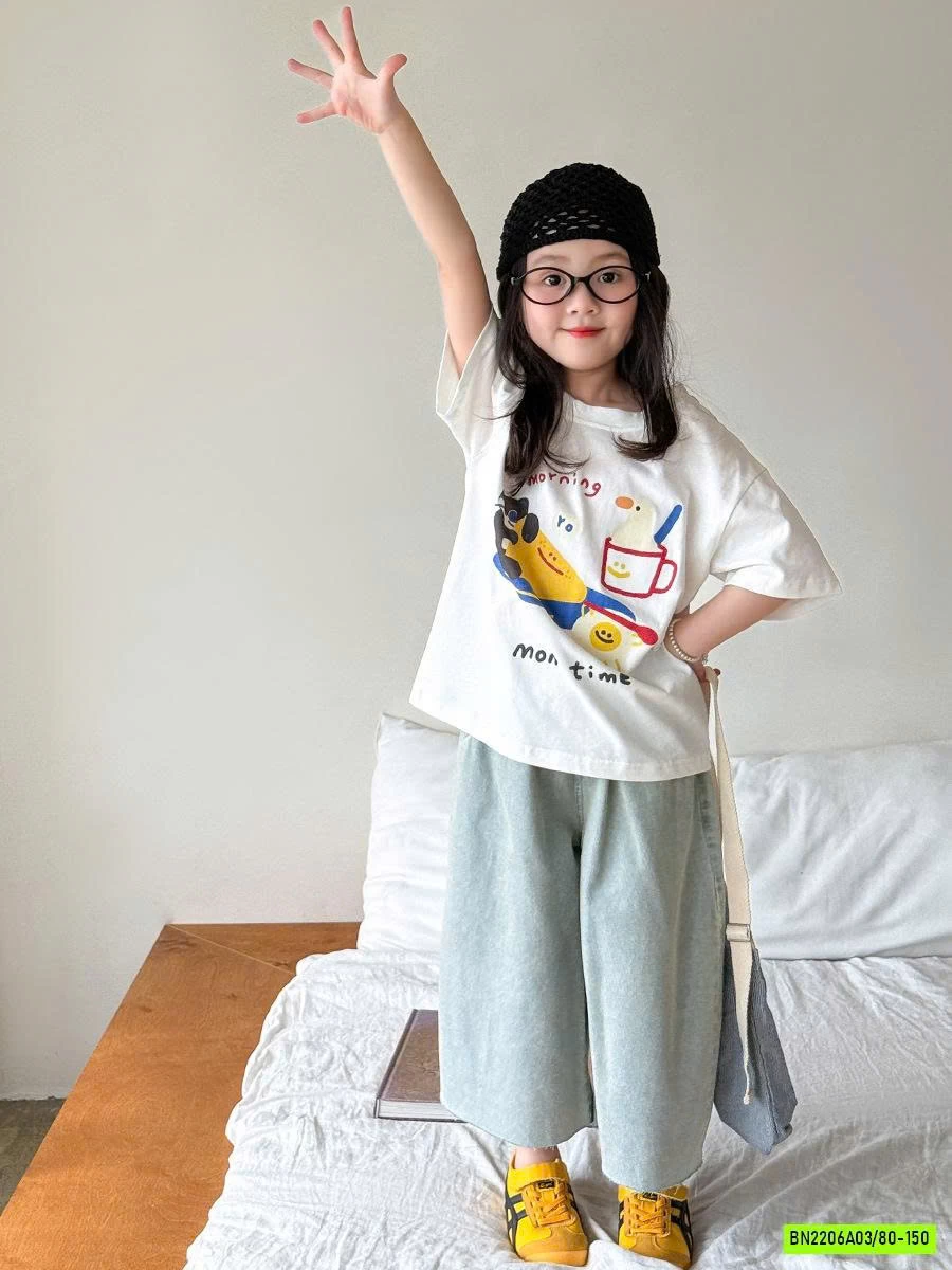 SÉT THUN TRẮNG MIX JEANS ỐNG RỘNG