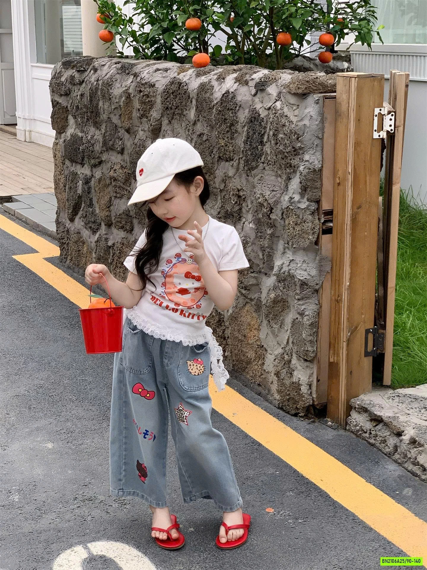 ÁO THUN KITTY MIX JEANS SUÔNG