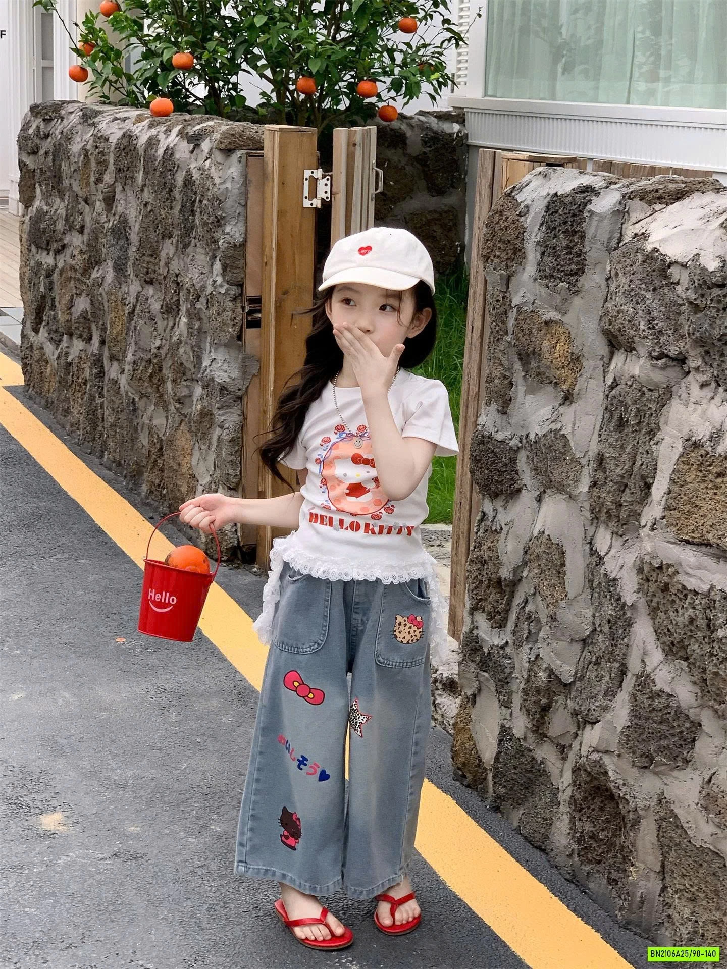 ÁO THUN KITTY MIX JEANS SUÔNG