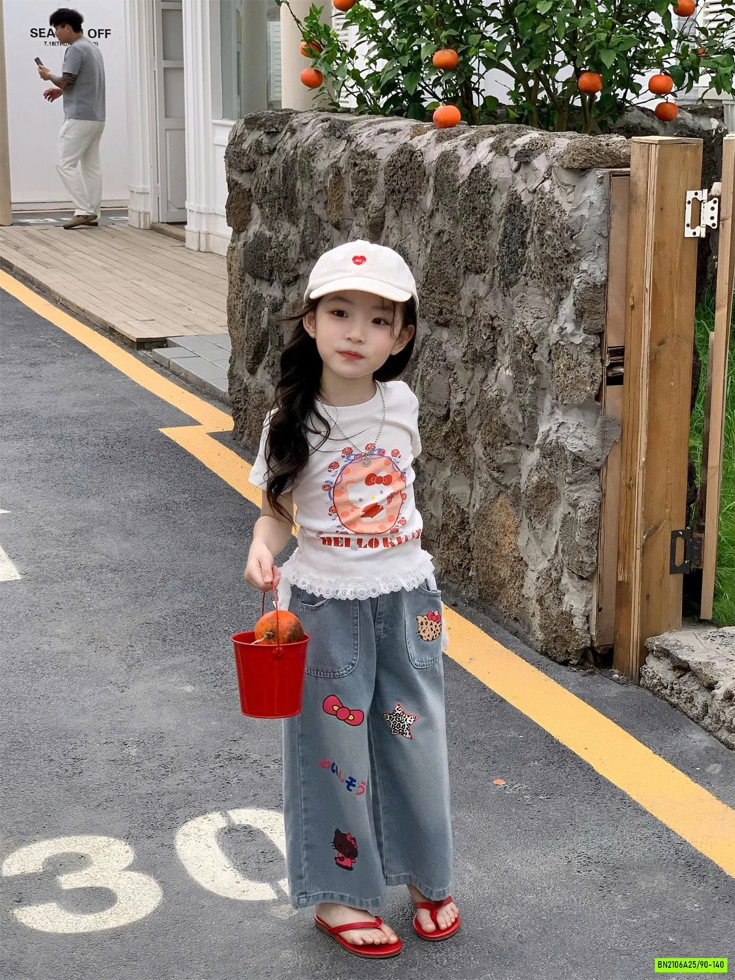 ÁO THUN KITTY MIX JEANS SUÔNG