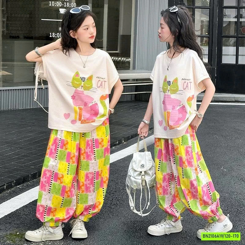 ÁO THUN MÈO MIX QUẦN BOM SẮC MÀU