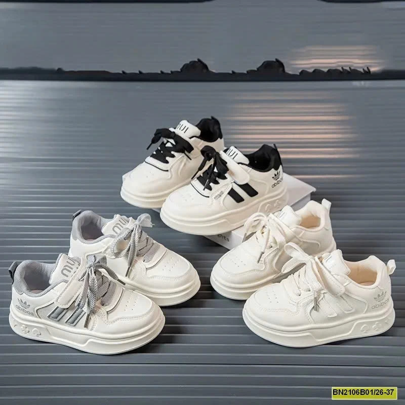 GIÀY THỂ THAO BUỘC DÂY