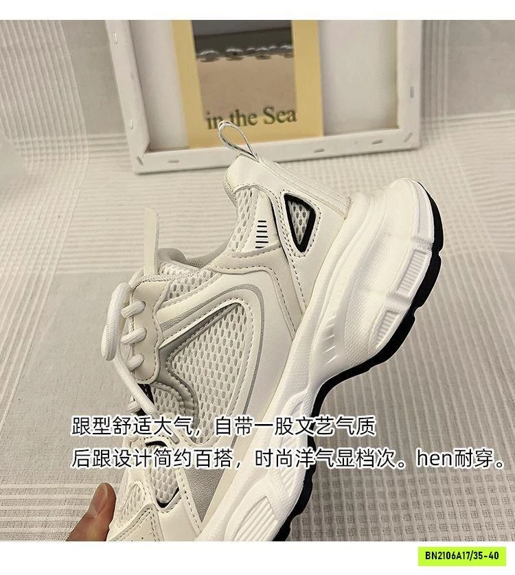 SNEAKER THỂ THAO KÈM CHARM KITTY