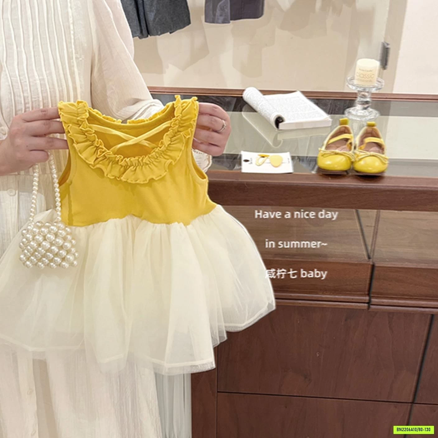 ĐẦM VÀNG PHỐI VOAN TBABY