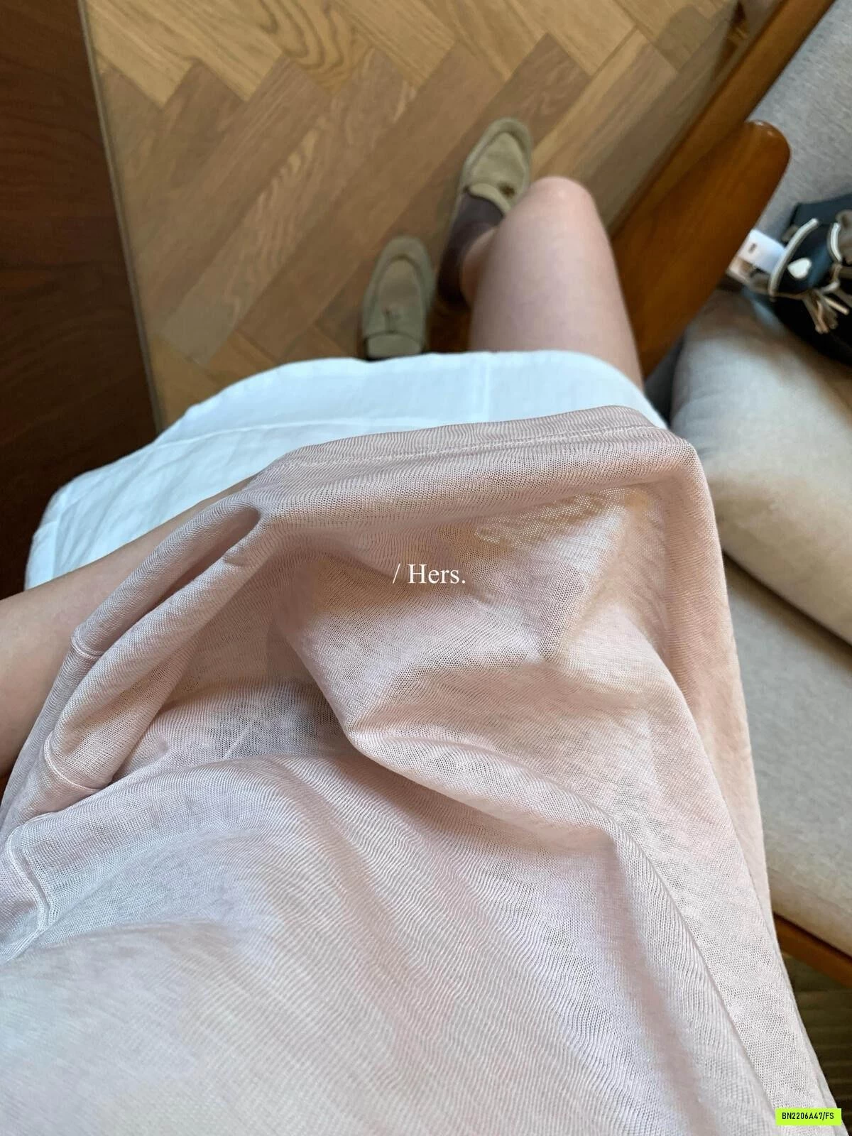 ÁO THUN GIẤY HER
