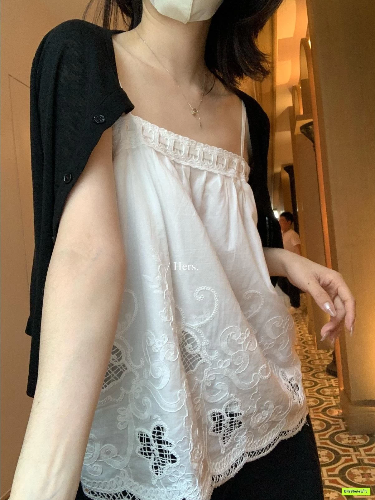 ÁO THÔ MỀM THÊU NỔI 2 DÂY HERS