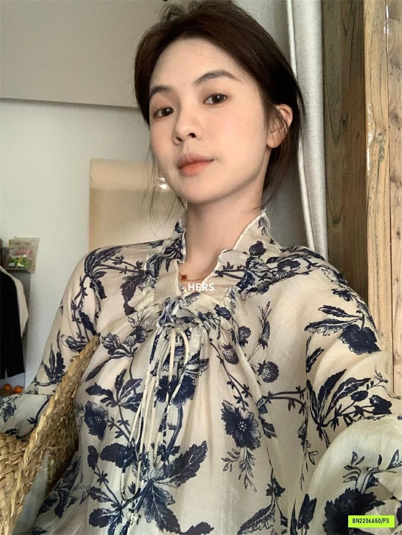 SƠ MI ĐŨI HOA ĐI BIỂN HERS