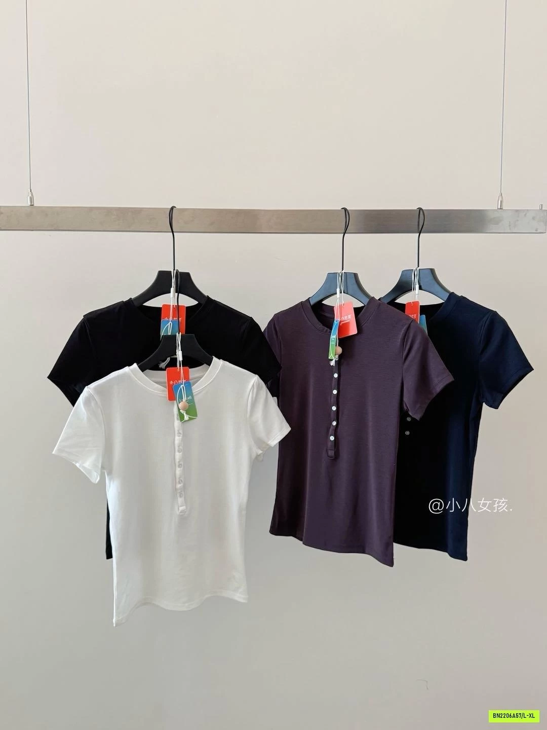 ÁO THUN BOZIP CÚC CỔ