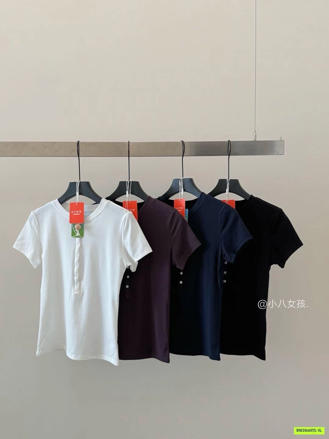 ÁO THUN BOZIP CÚC CỔ