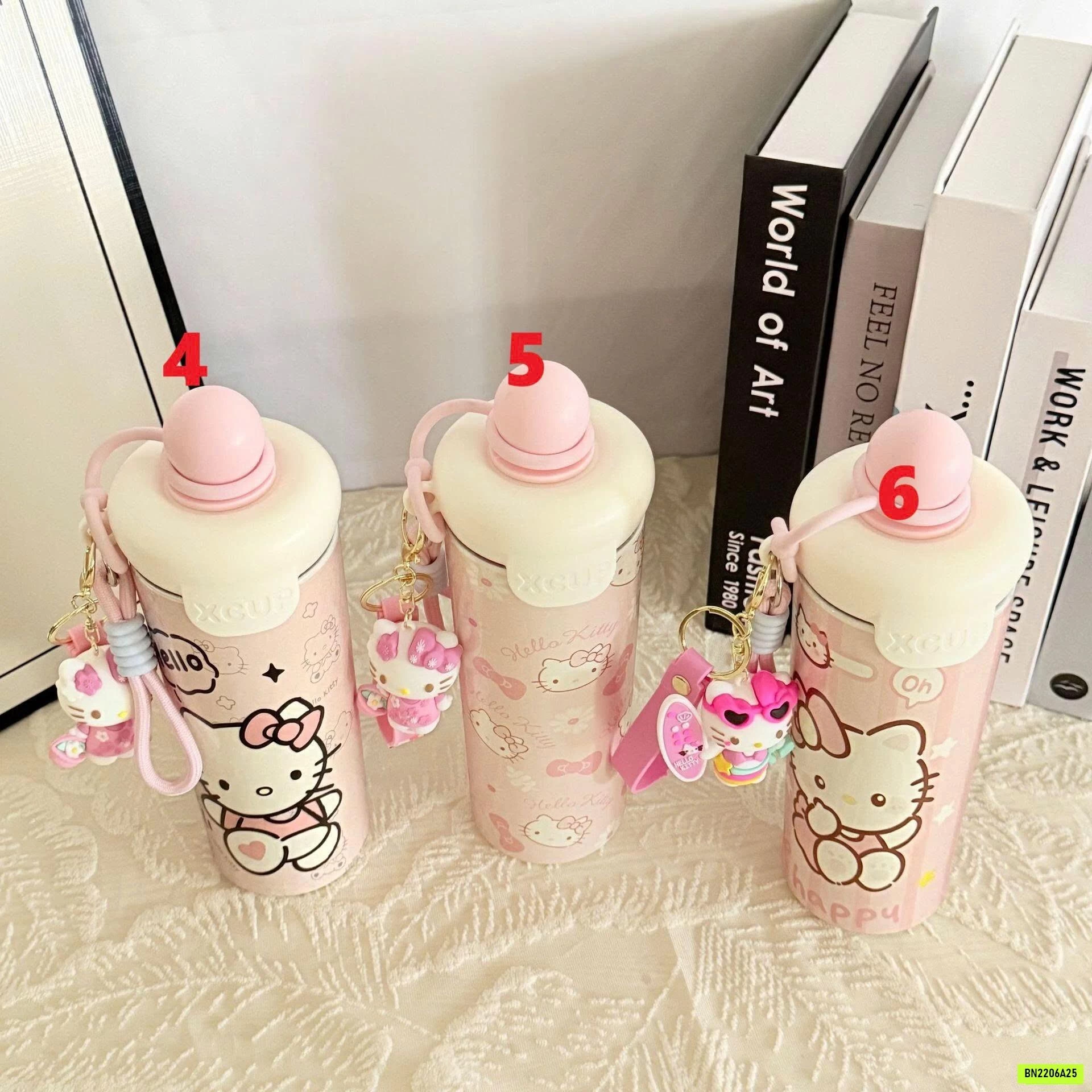 BÌNH NƯỚC GIỮ NHIỆT KITTY