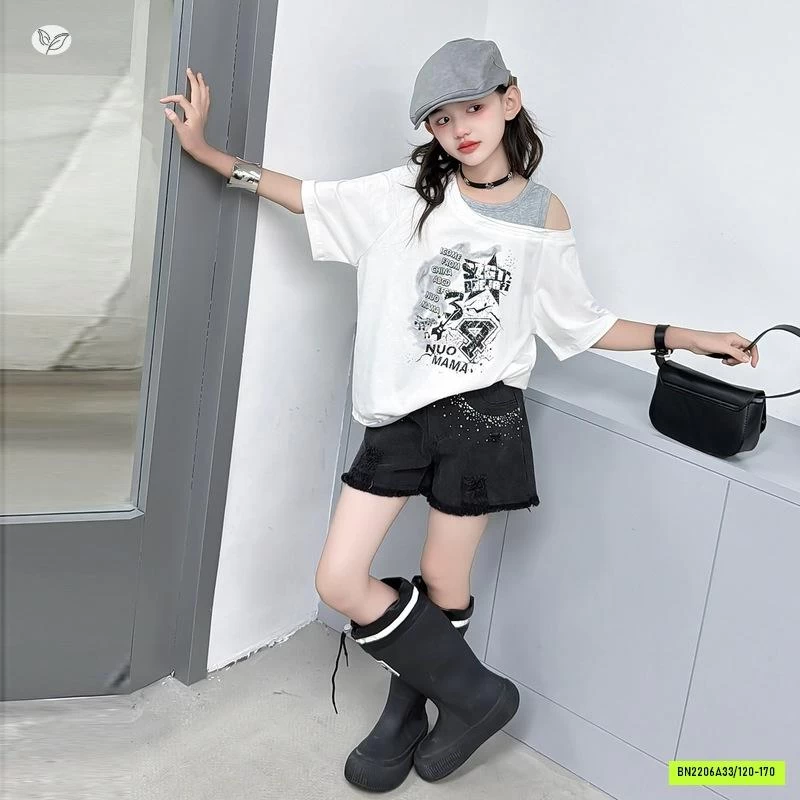 ÁO THUN TRỄ VAI MIX SHORT ĐEN