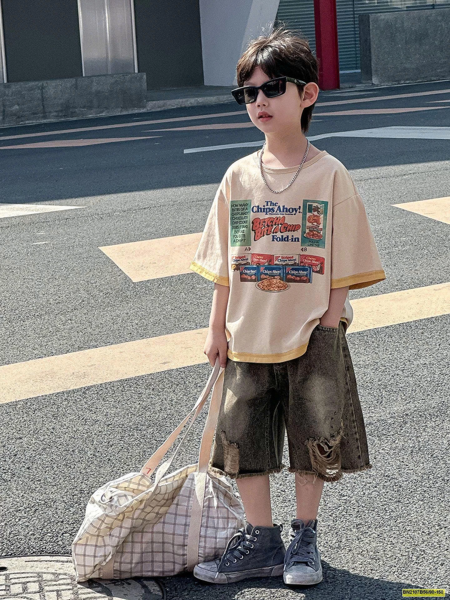 SÉT ÁO THUN ĐỒ ĂN MIX QUẦN SHORT JEAN RÁCH