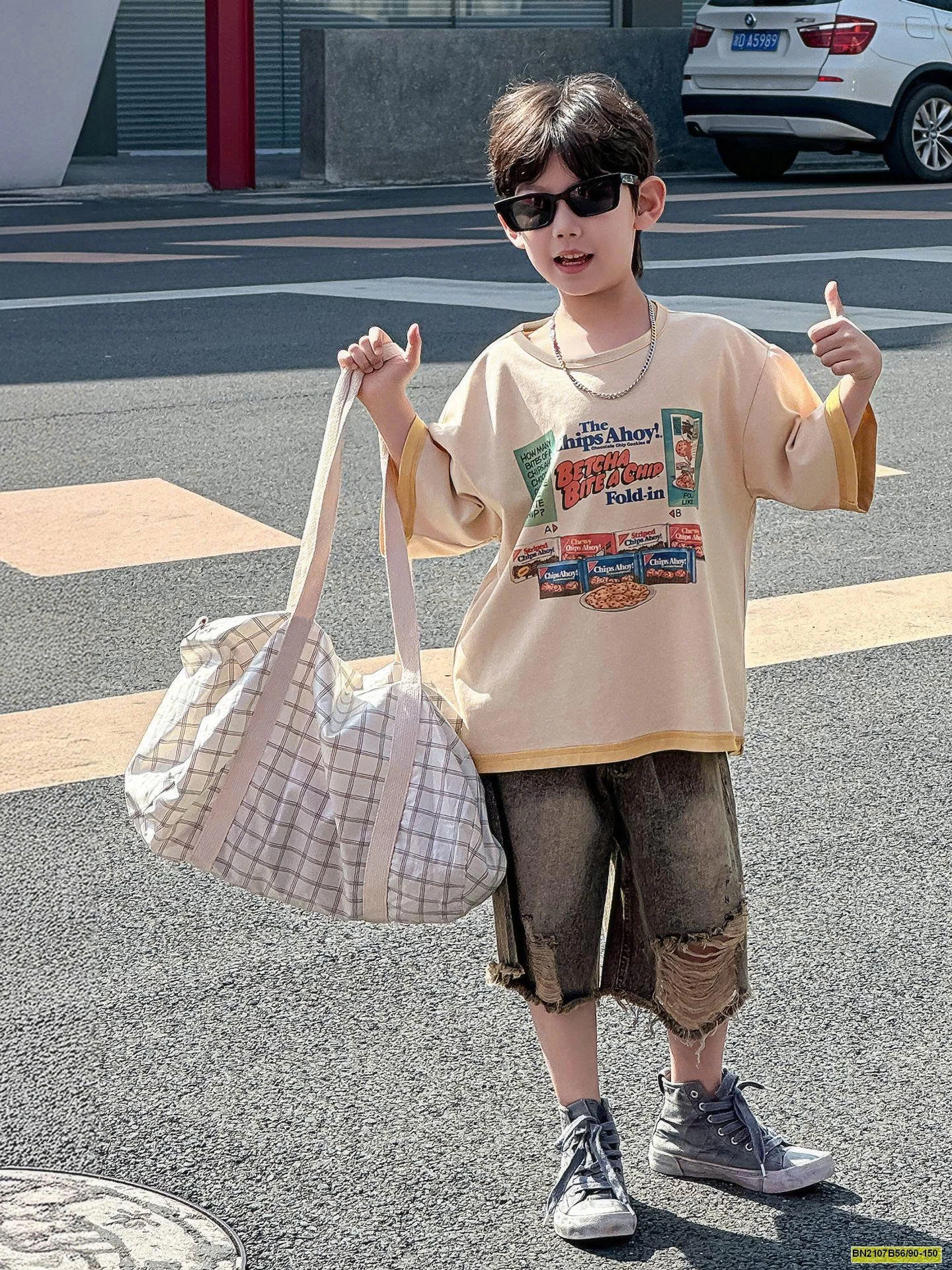 SÉT ÁO THUN ĐỒ ĂN MIX QUẦN SHORT JEAN RÁCH