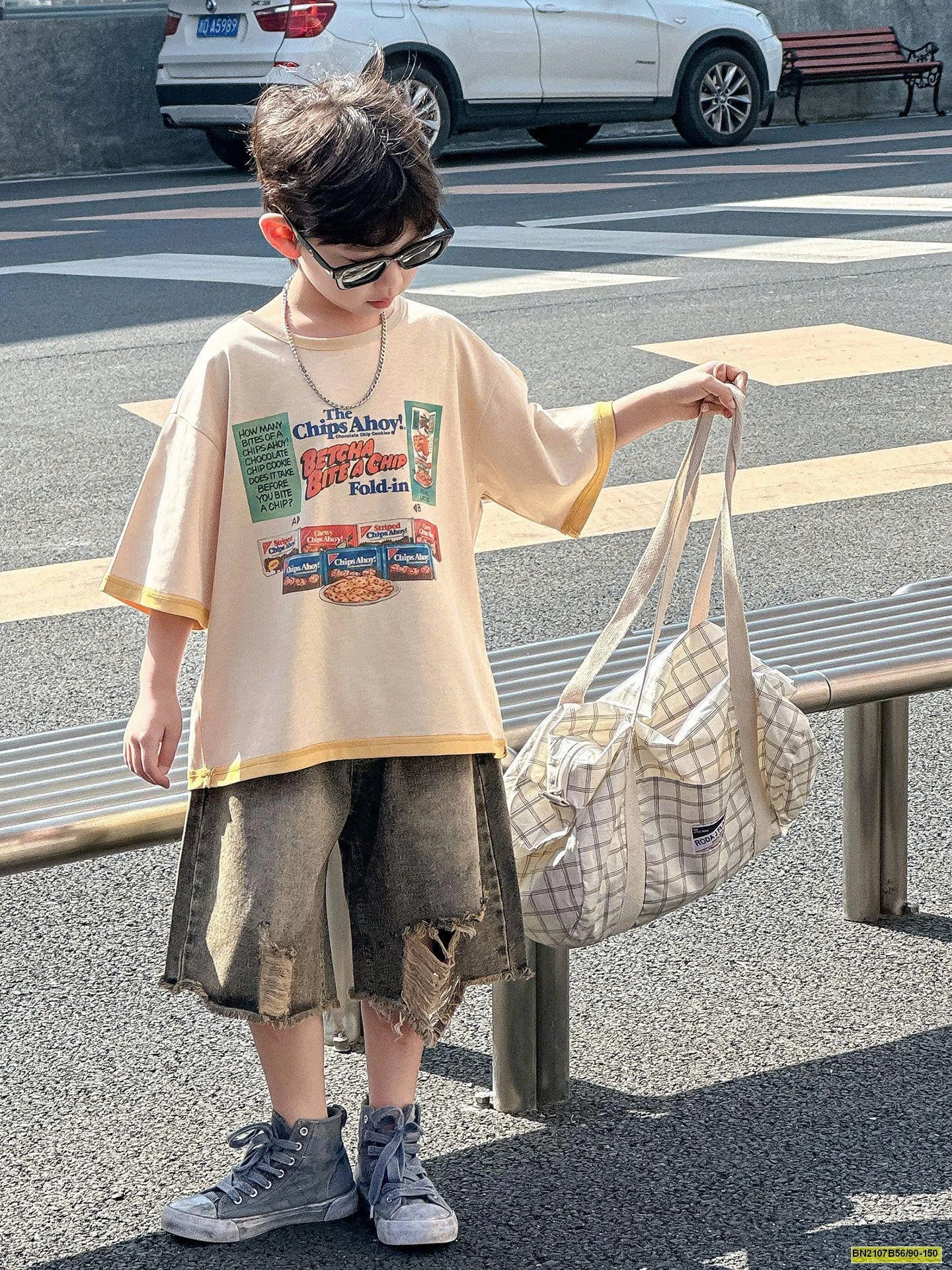 SÉT ÁO THUN ĐỒ ĂN MIX QUẦN SHORT JEAN RÁCH