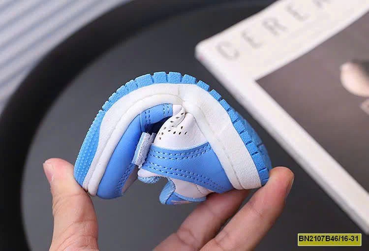 GIÀY THỂ THAO CHO BÉ