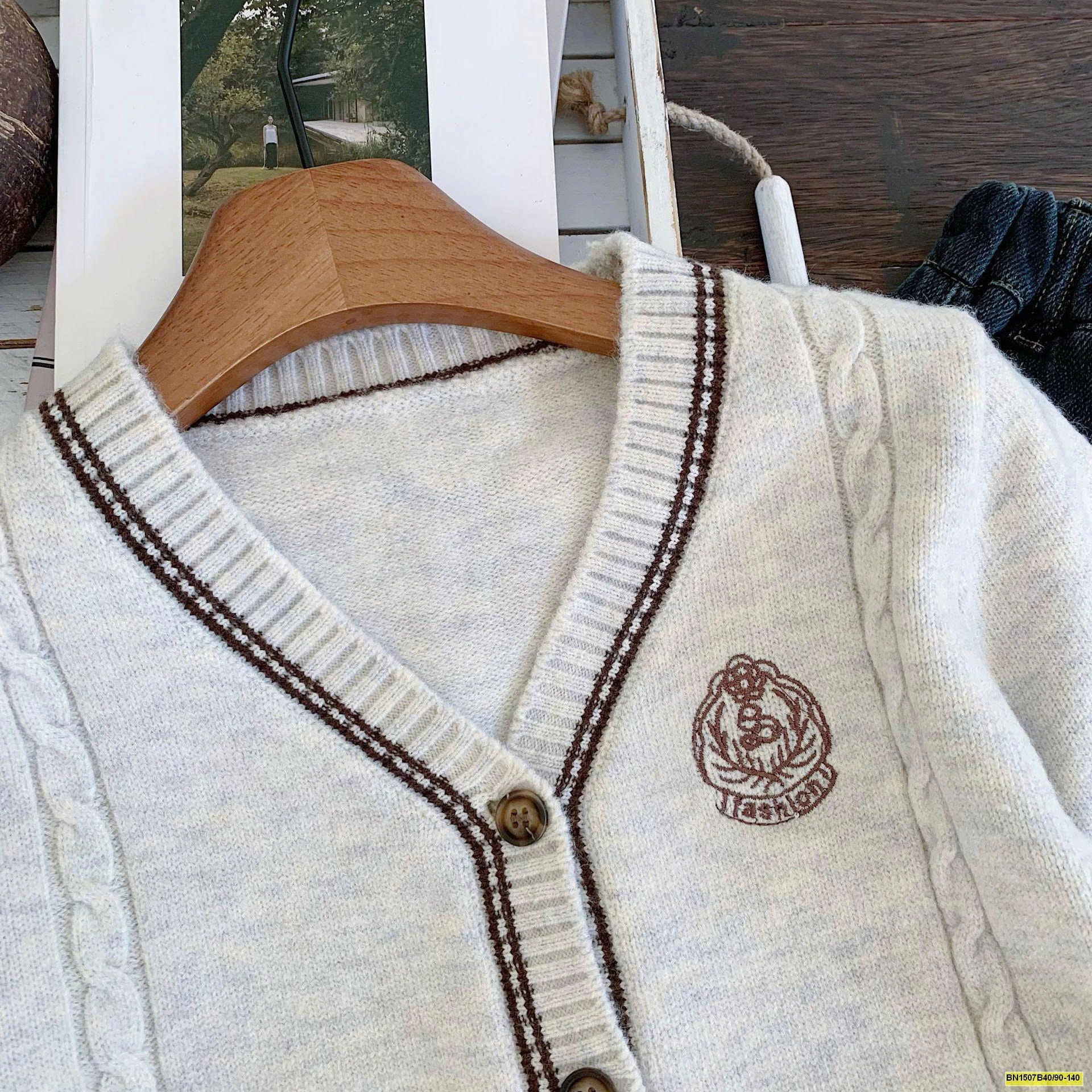 ÁO LEN VIỀN NGANG