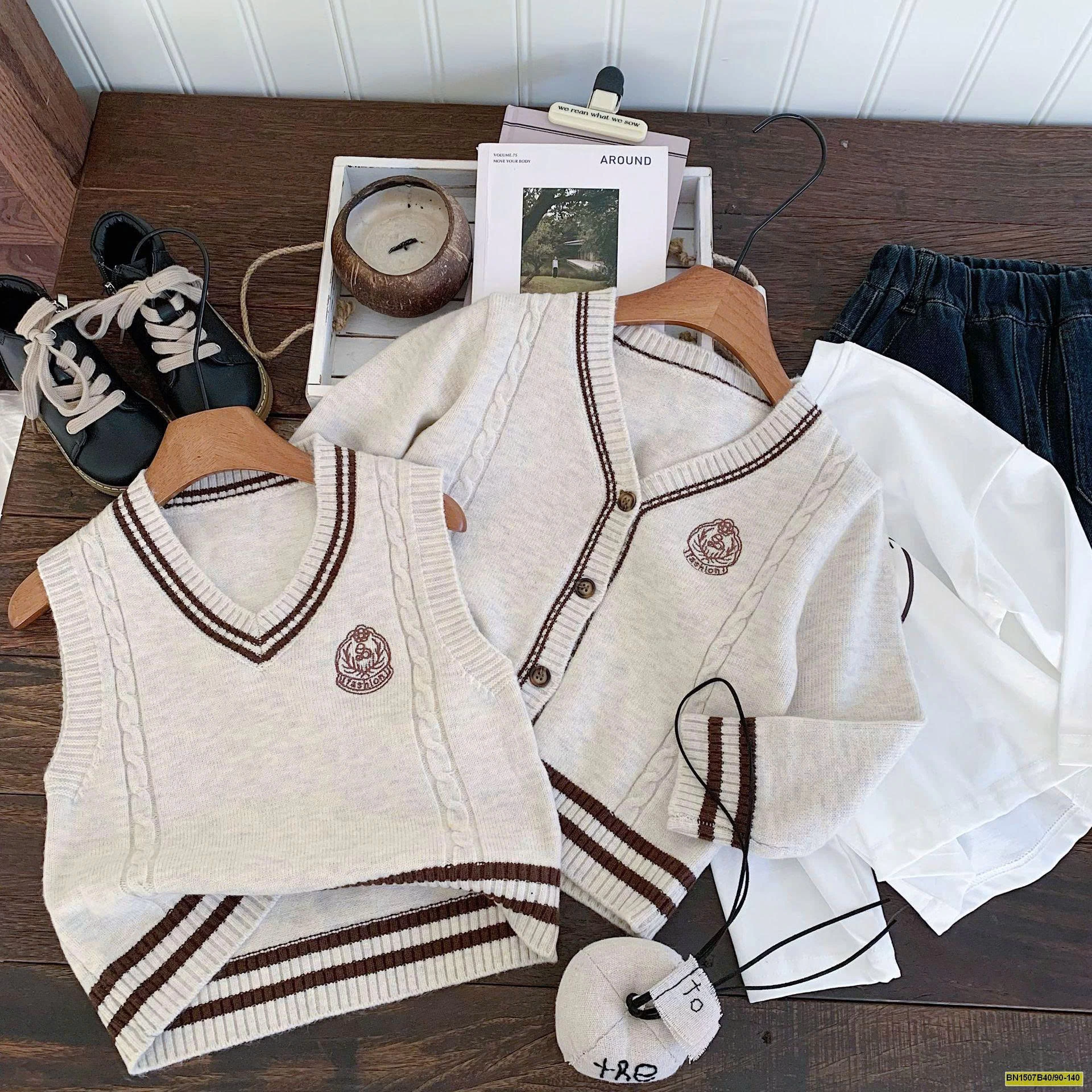 ÁO LEN VIỀN NGANG